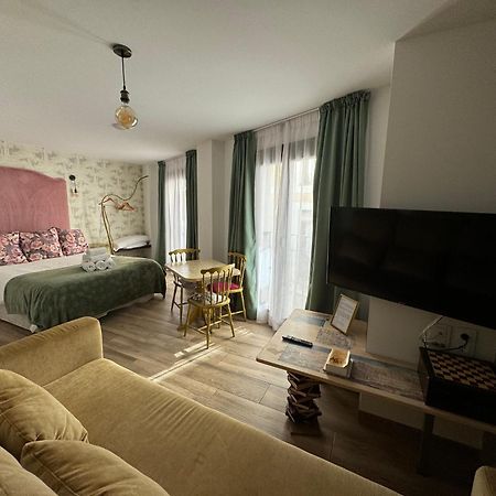 Ateneo Cuenca Suites Con Cocina En El Casco Historico מראה חיצוני תמונה