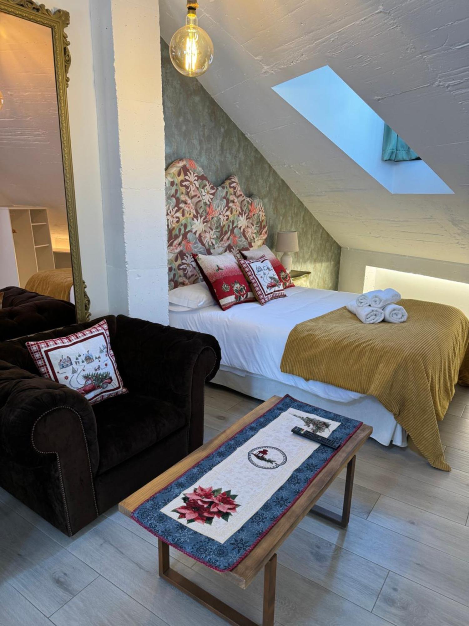 Ateneo Cuenca Suites Con Cocina En El Casco Historico מראה חיצוני תמונה