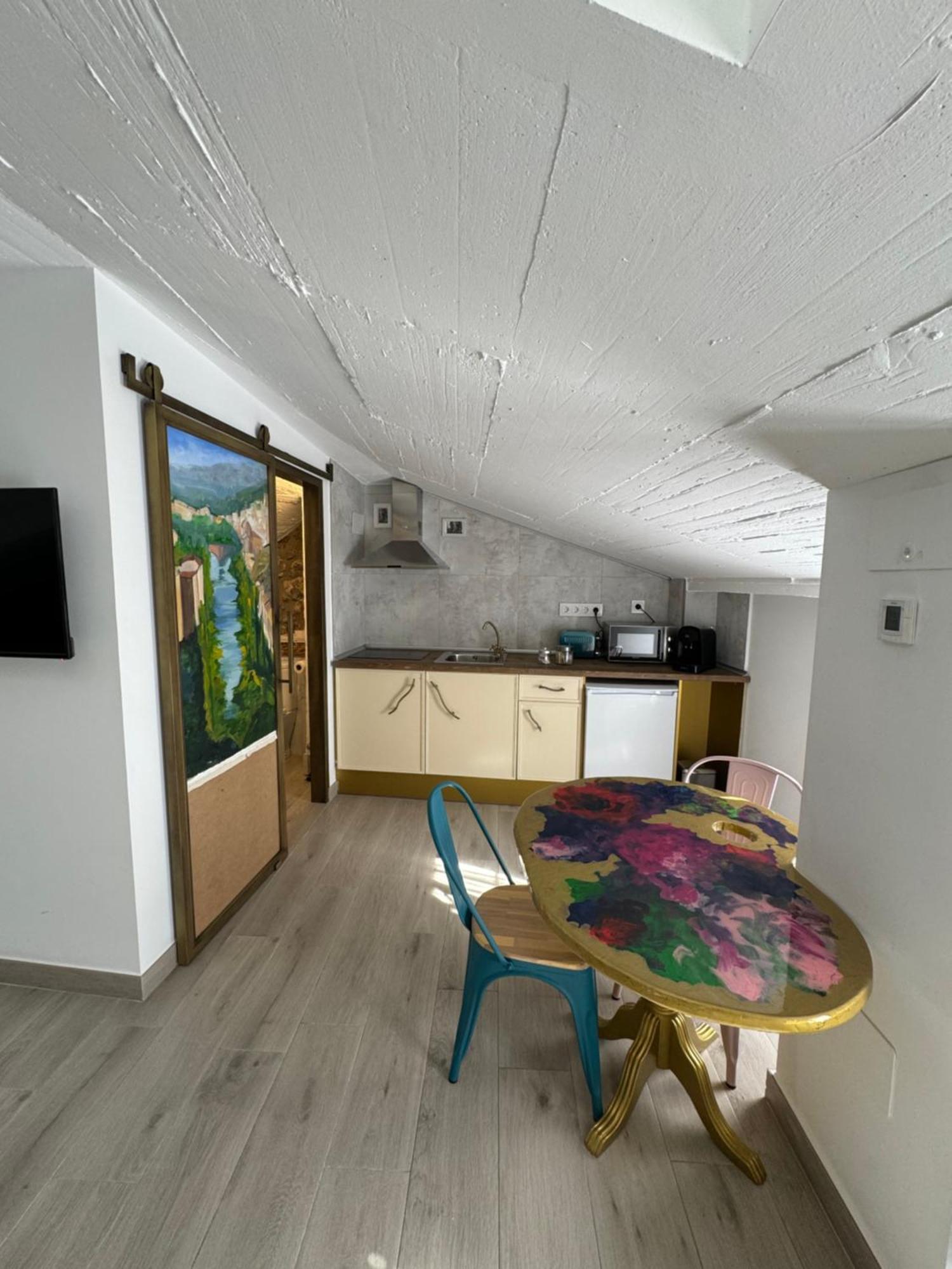 Ateneo Cuenca Suites Con Cocina En El Casco Historico מראה חיצוני תמונה
